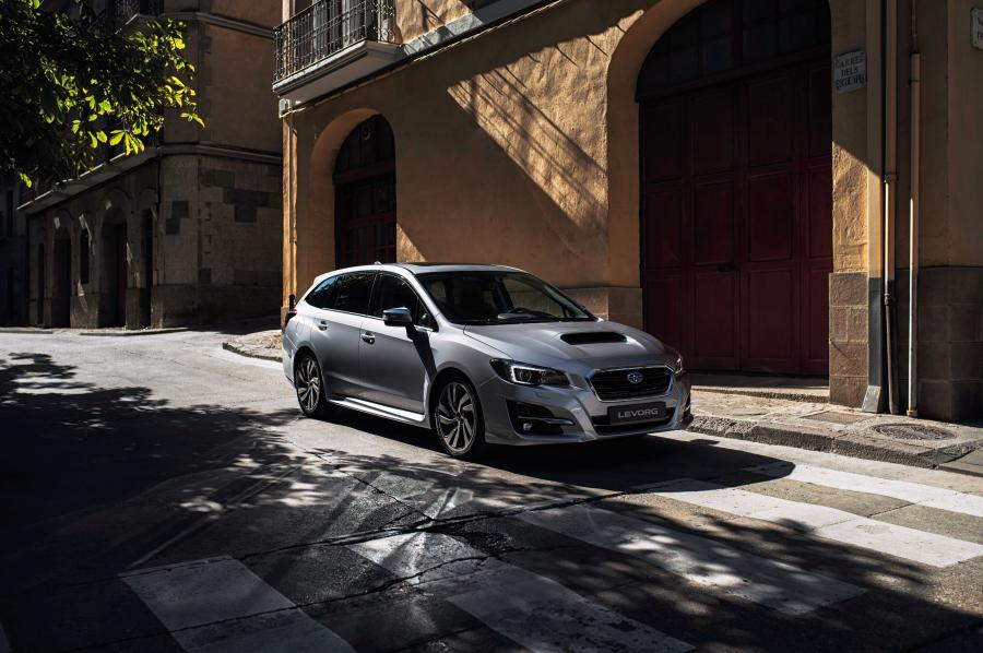  Subaru Levorg 2017 года  (WW) (фото 17 из 46)